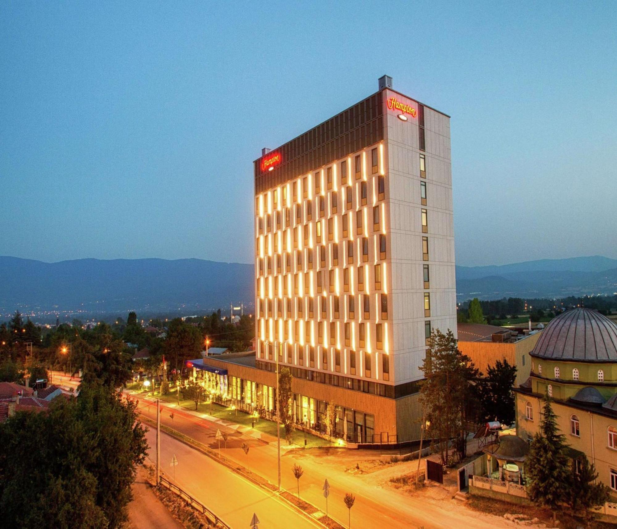 Hampton By Hilton Bolu Hotell Exteriör bild