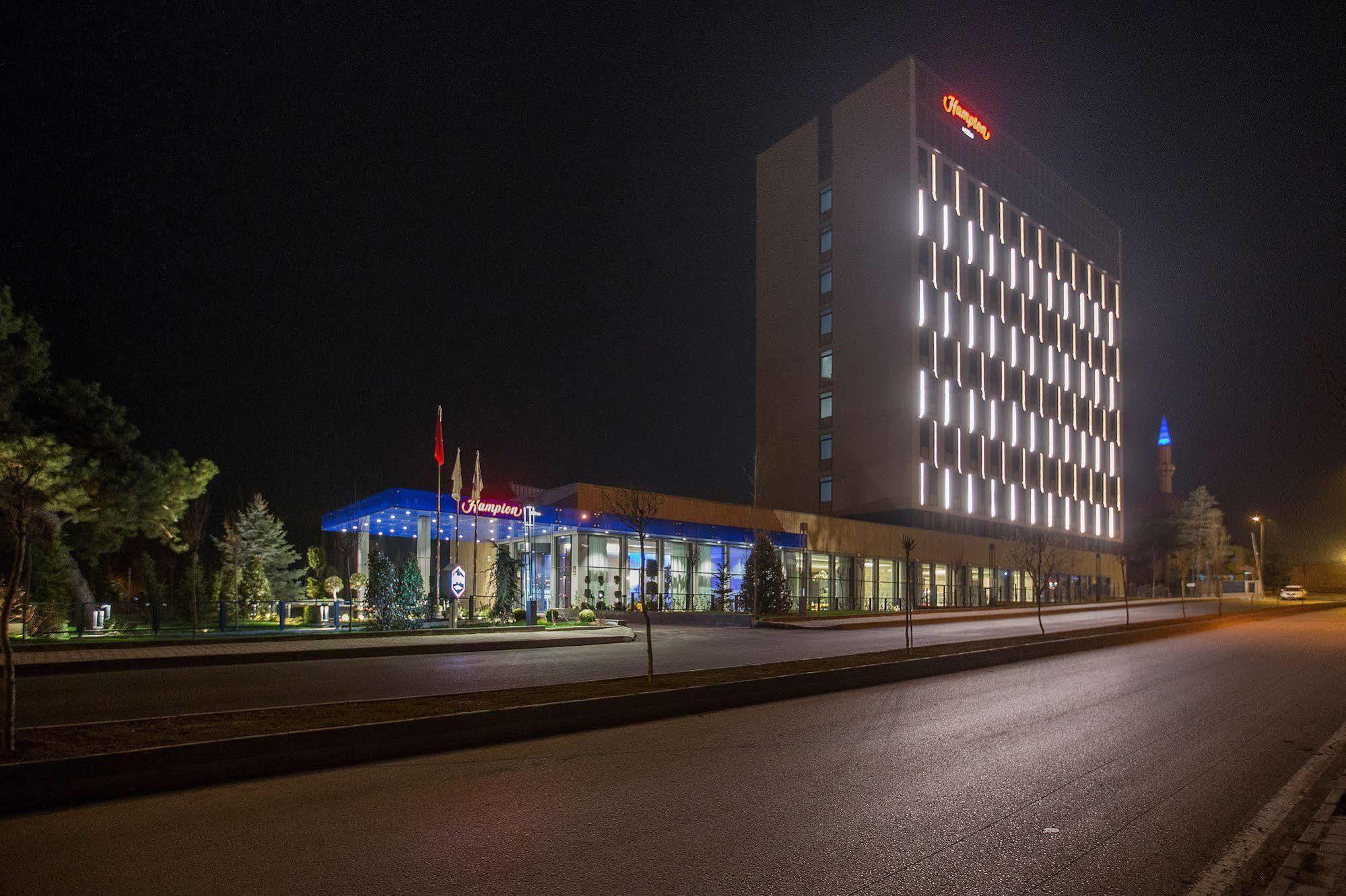 Hampton By Hilton Bolu Hotell Exteriör bild